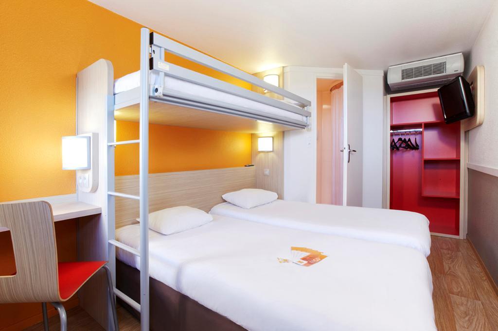 Premiere Classe Toulouse Sesquieres Kamer foto